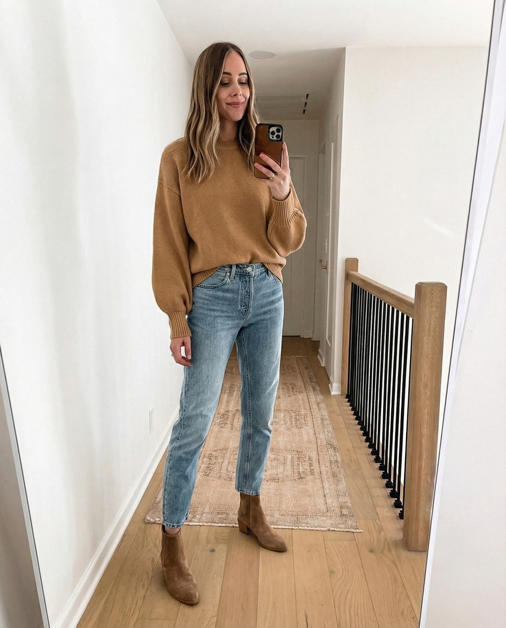 <p>+3,421 women have found their favourite piece</p>